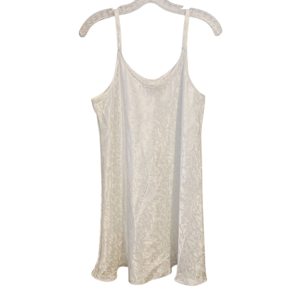 Oscar Dela Renta |  Women's Vintage White Sleeveless Chemise (Size Medium)